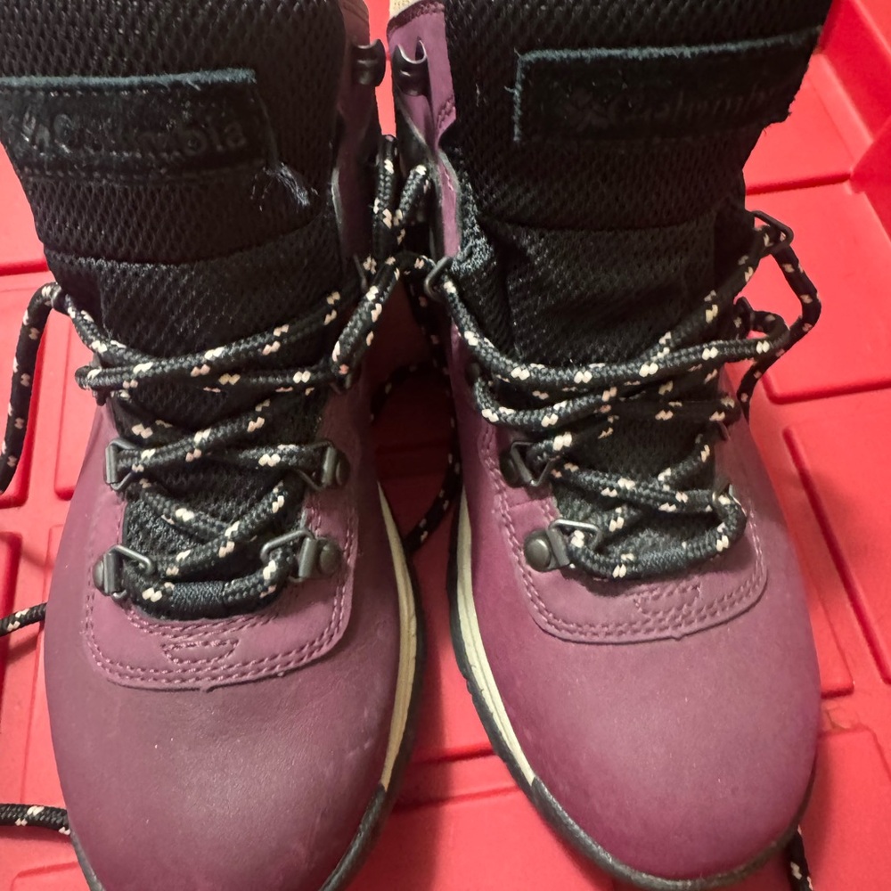 Columbia Plum and Black Outdoor Boots